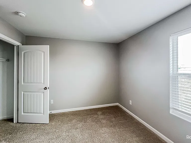 12545 Downing Dr — Photo 11