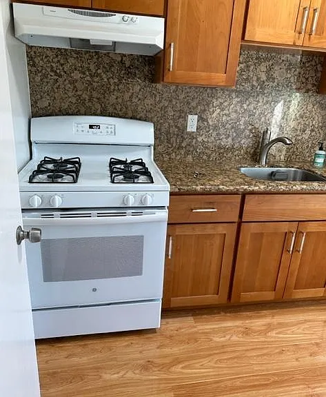 gas stove