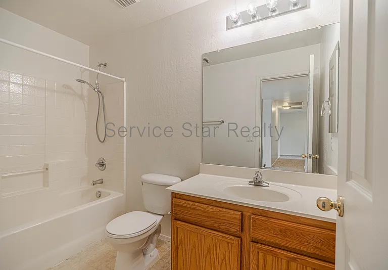 25235 W La Mont Ave — Photo 20