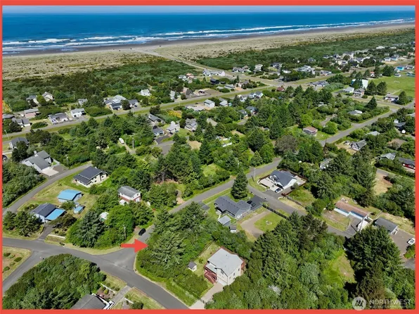598 Volans Avenue SW, Ocean Shores, WA 98569