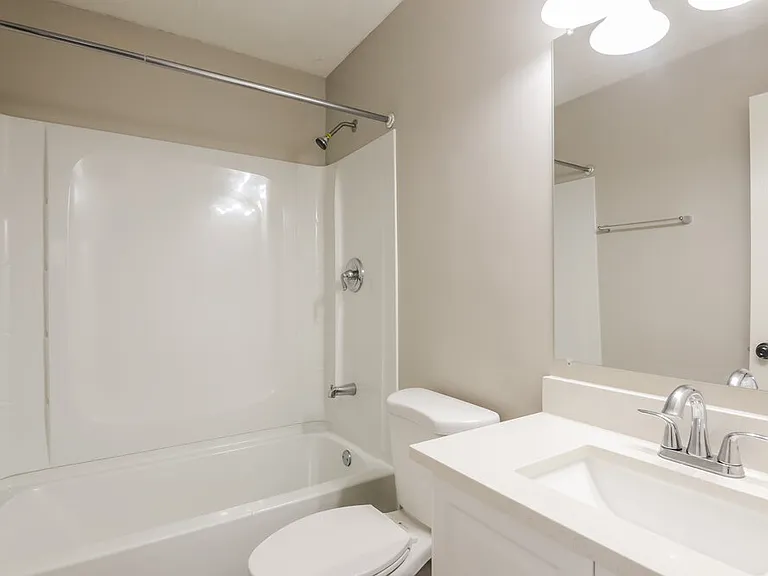 7352 Southern Lakes Dr — Photo 14