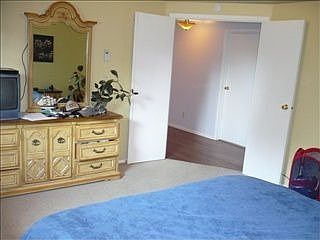 3rd image of 1204 N Manville St