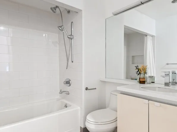 419 West 55th Street image 7 of 8