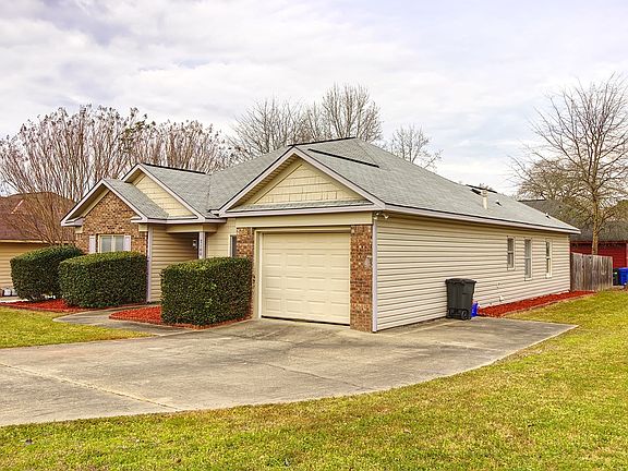 3rd image of 7100 Vinings Ct