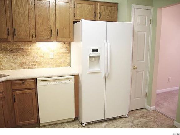 5th image of 415 W Jefferson Ave APT 102