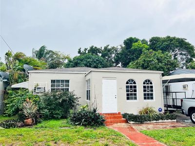 250 NW 44th St, Miami, FL, 33127