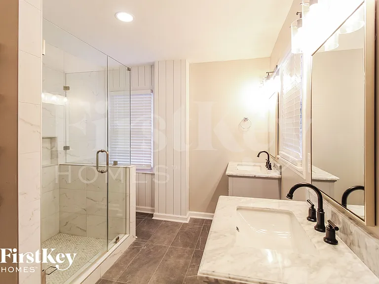 4272 Jade Trl — Photo 9