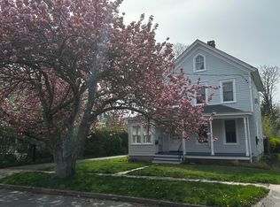 311 5th St, Greenport, NY 11944