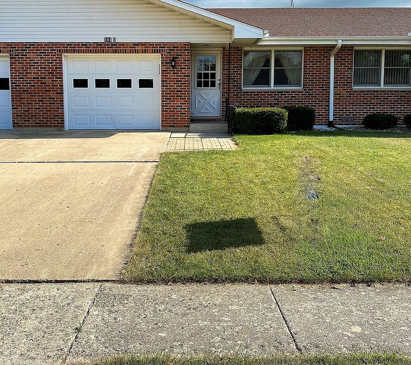 1st image of 104 N Menominee Dr Unit E
