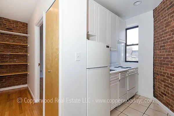 Rented by Copperwood Real Estate | media 22