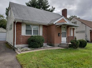 26 Parker St, Newington, CT 06111