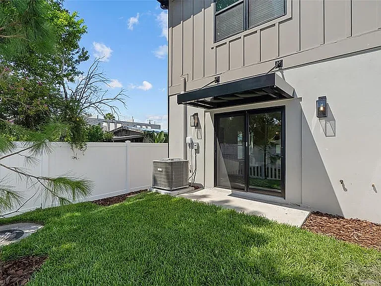 4308 W Gray St #5 — Photo 35