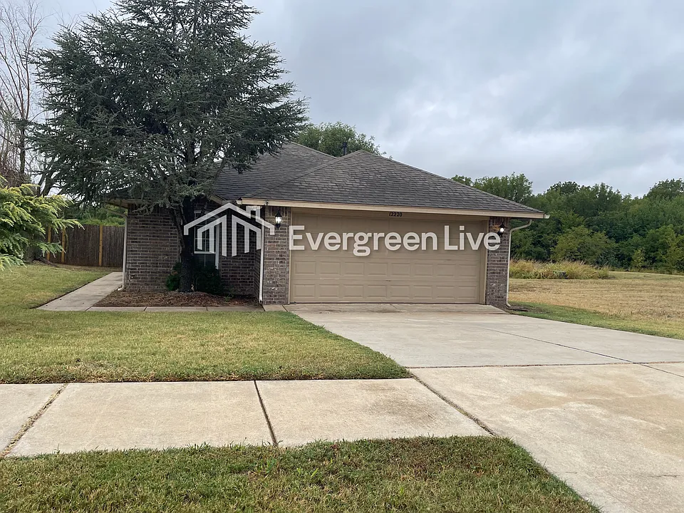 12220 Norway Ct