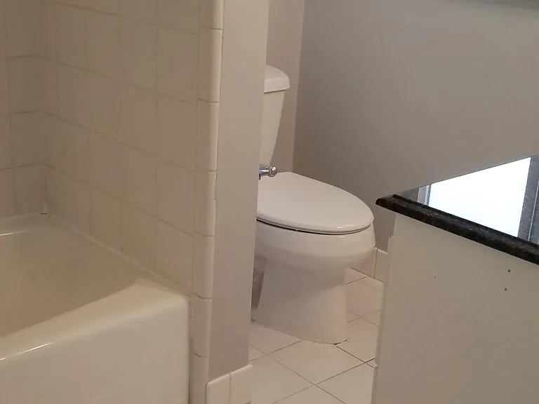 196 Orange St — Photo 11