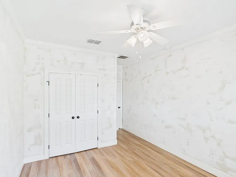 1705 Cherrywood Dr — Photo 10