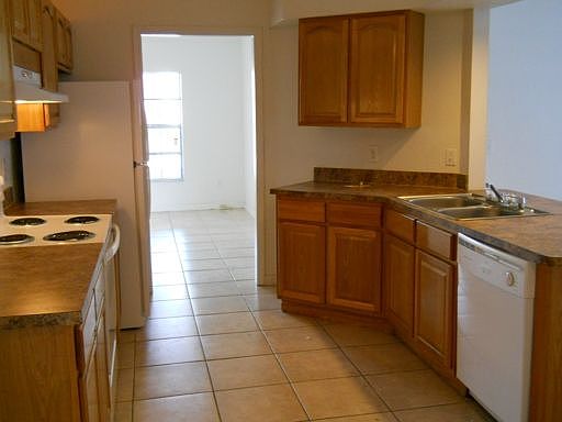 2nd image of 2382 SE Fruit Ave