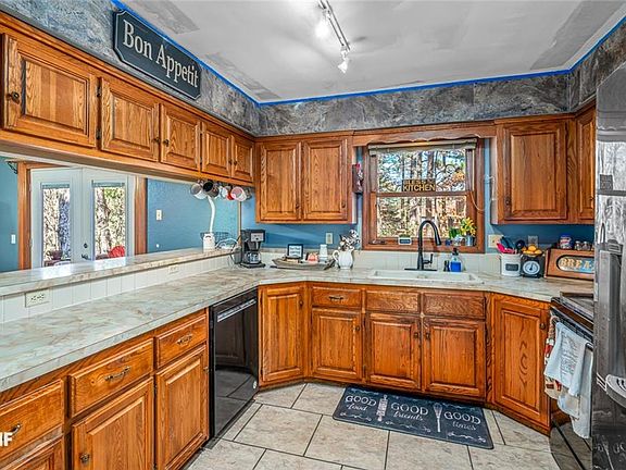 4th image of 4 Gribbin Ln