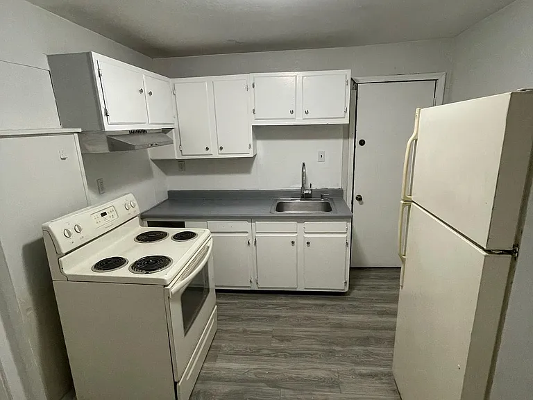 502 Oak St #3 — Photo 7