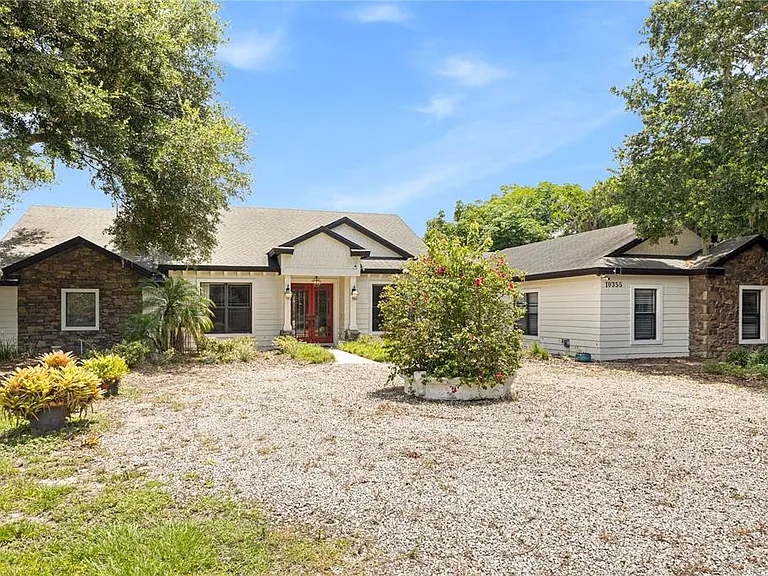 10355 Trout Rd — Photo 3