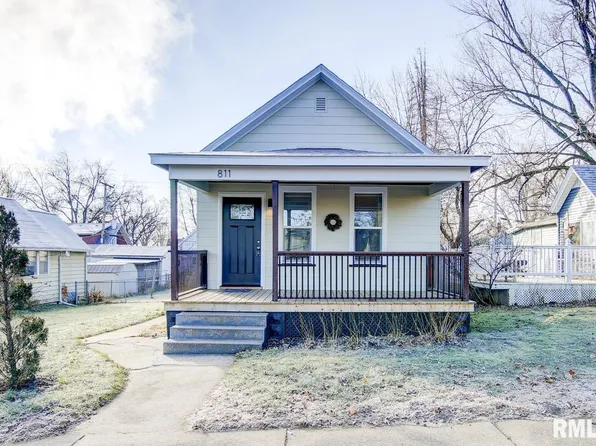 811 13th Ave S, Clinton, IA 52732