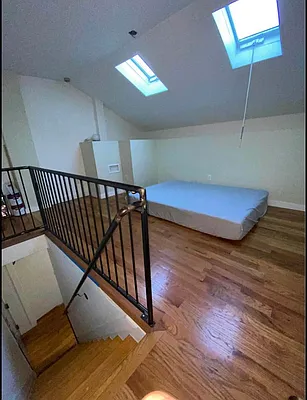 Rented by Hagstrom Management Inc | media 17