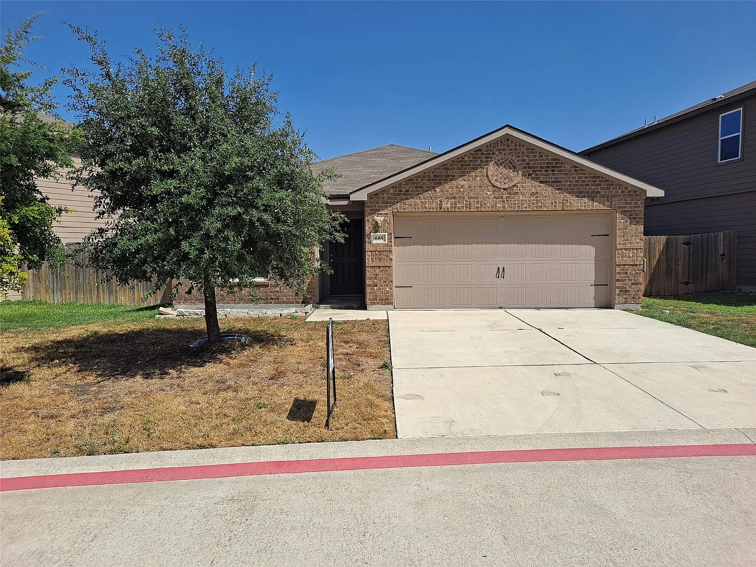 3 bed, 2.0 bath, 1536 sqft, $1,595 — Photo 2