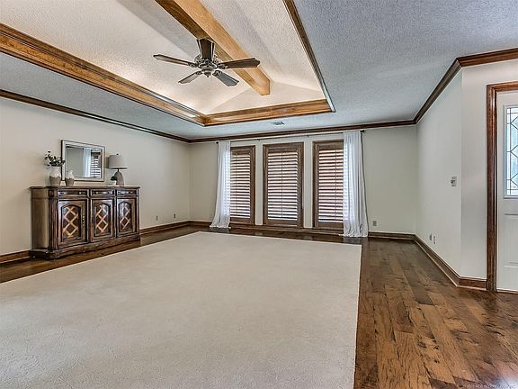 5th image of 1508 Cherokee Hills Dr