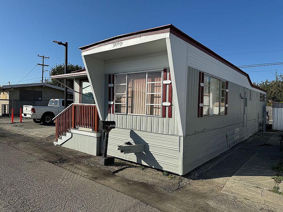 2nd image of 1354 McCallum Cir