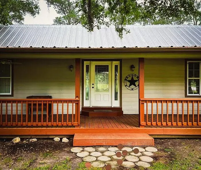 2 bed, 2.0 bath, 1405 sqft, $3,000 — Photo 2
