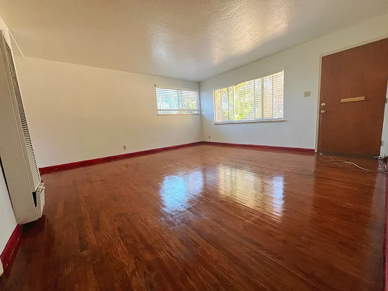 24376 Margaret Dr #24376 — Photo 2