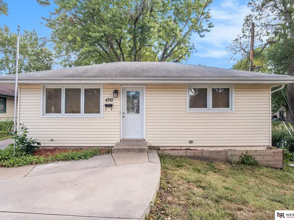4310 S 40th St, Lincoln, NE 68516