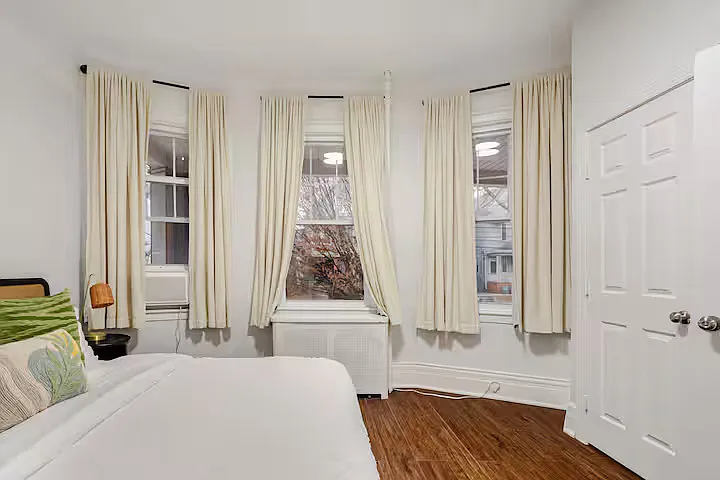 83 W 30th St #1 — Photo 16