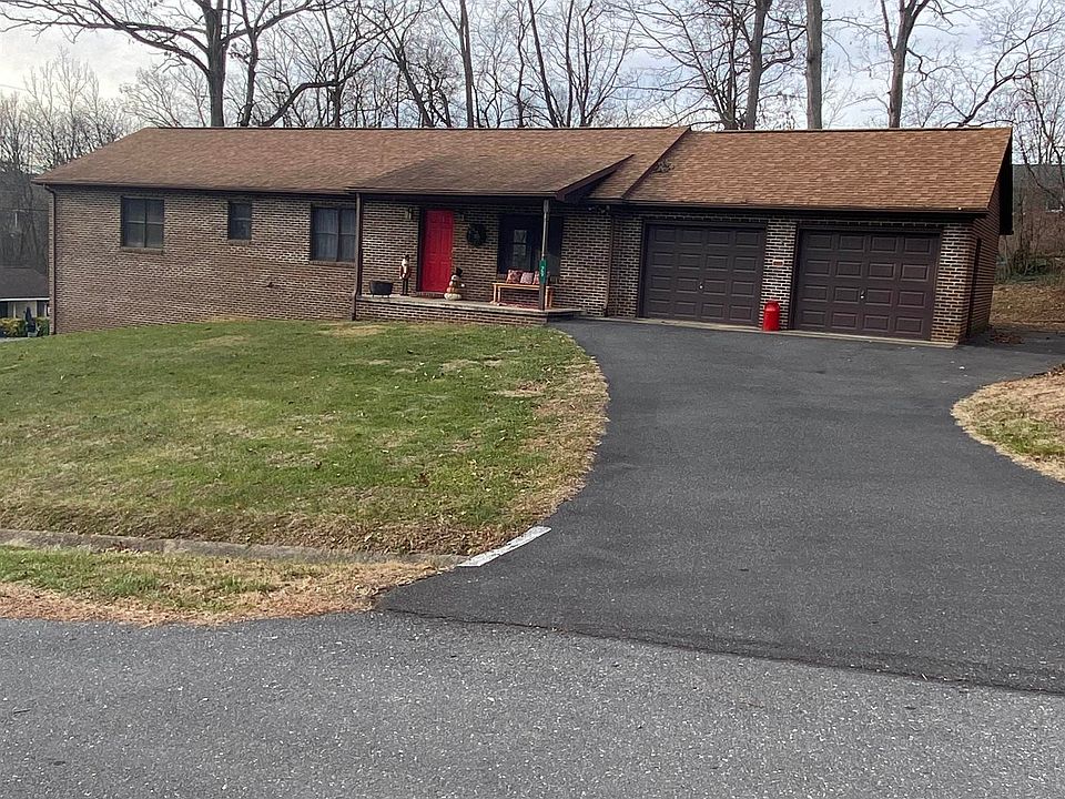 1st image of 29 Dogwood Ln