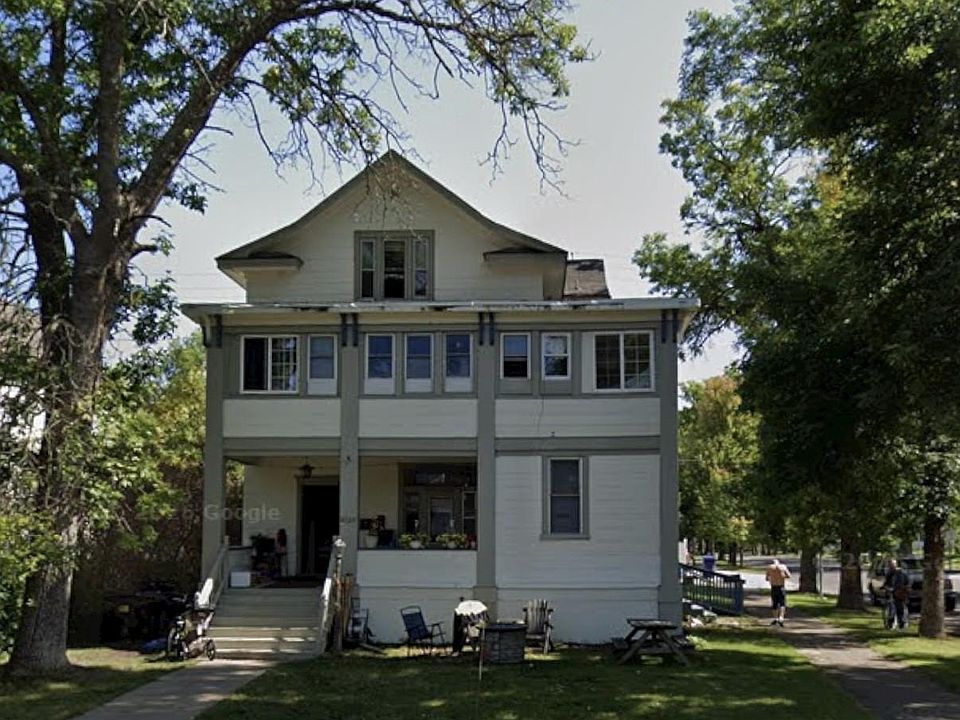1st image of 2126 3rd Ave E