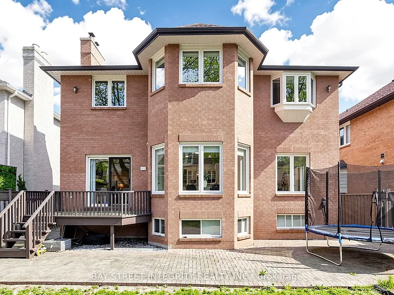 280 Kingsdale Ave — Photo 40
