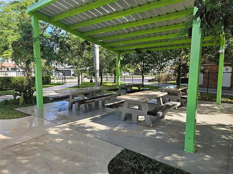 580 Egret Dr #310 — Photo 40