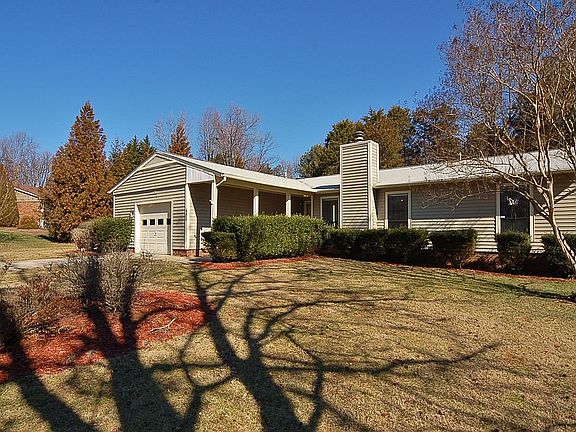 5th image of 4306 Goldenrod Dr
