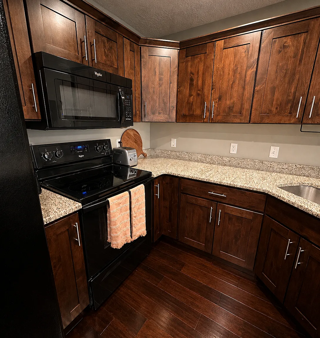 3 bed, 2.5 bath, 1775 sqft, $2,150 — Photo 2