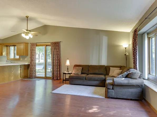 7 Shady Way, Circle Pines, MN 55014