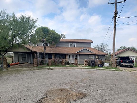 2nd image of 3595 Olmos Cir