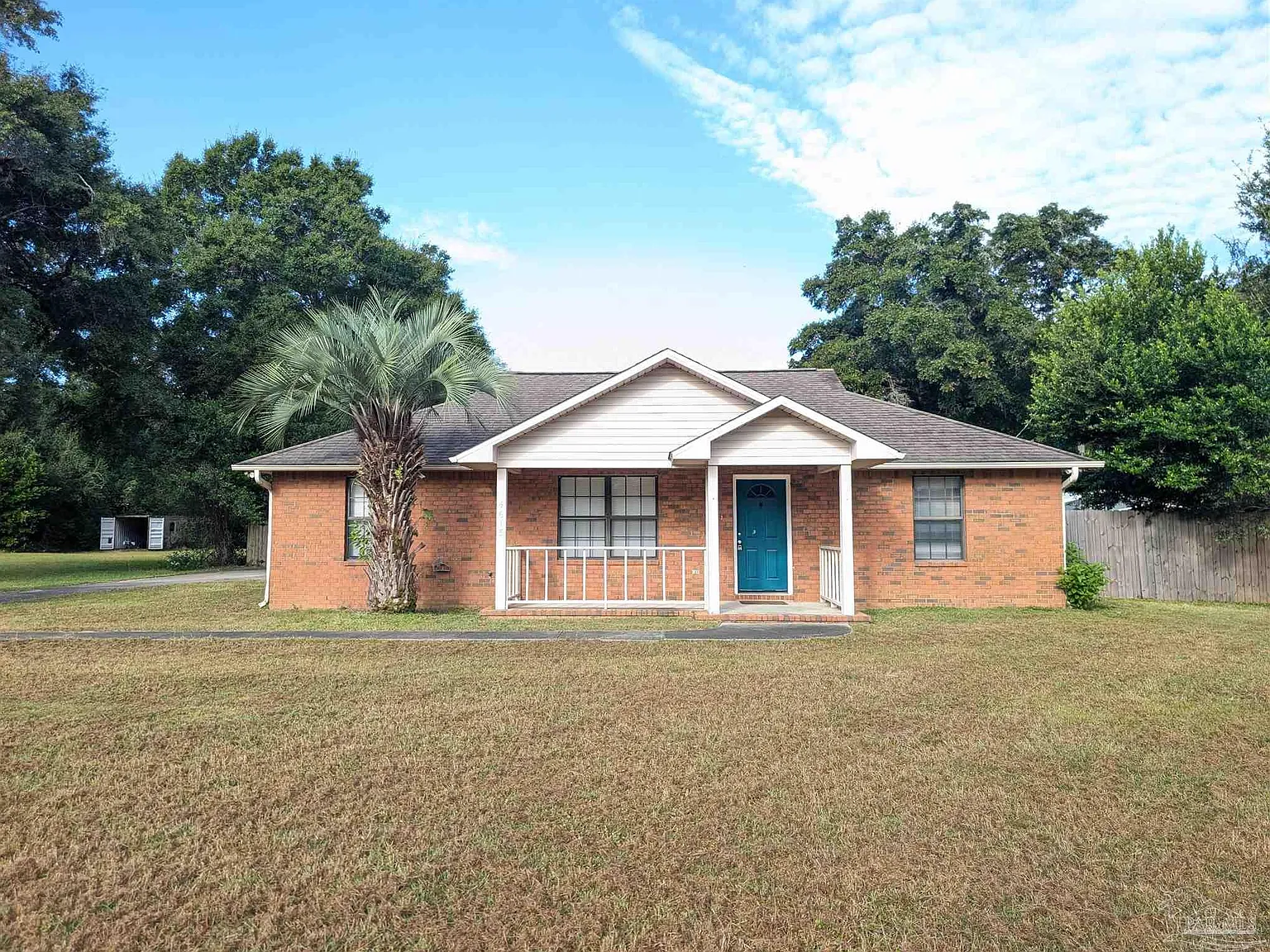 3 bed, 1334 sqft, $1,800 — Photo 1