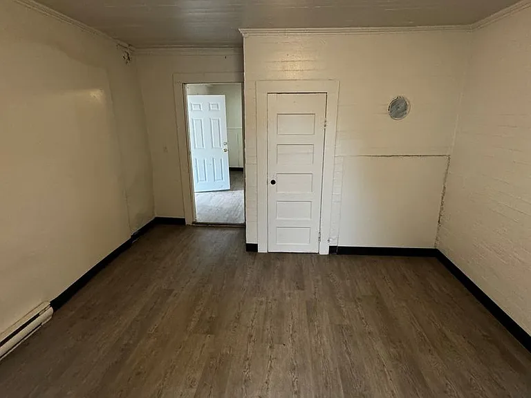 305 Lineberger St — Photo 8