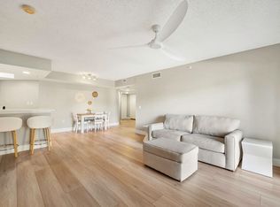 4159 N Haverhill Rd APT 1301, West Palm Beach, FL 33417