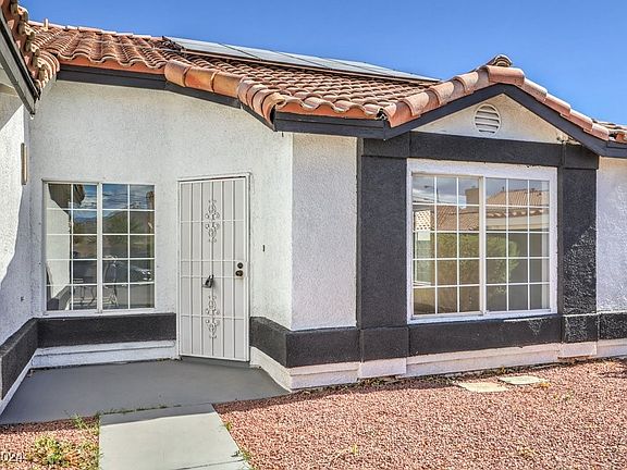 4th image of 4844 El Este Ln