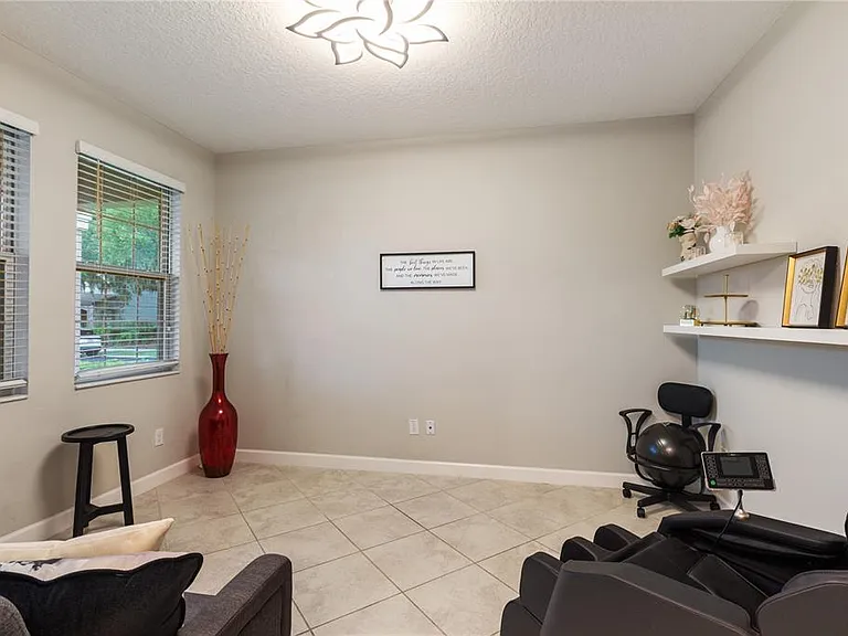 30841 Kelmin Ter — Photo 7