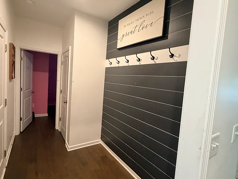 7318 Shady Tree Ct — Photo 17