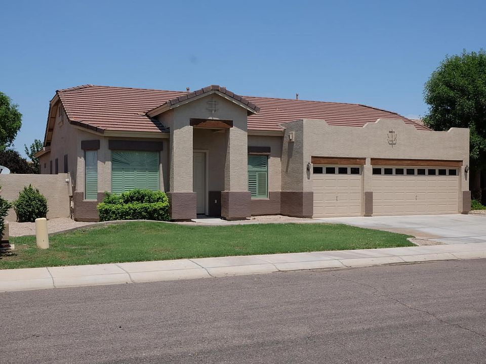 1st image of 784 E Wood Dr
