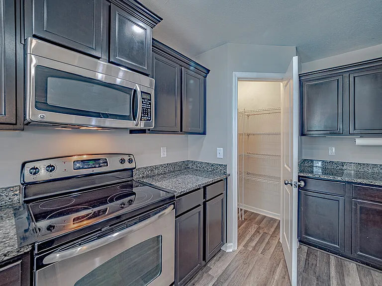 1586 Ruger Dr — Photo 25