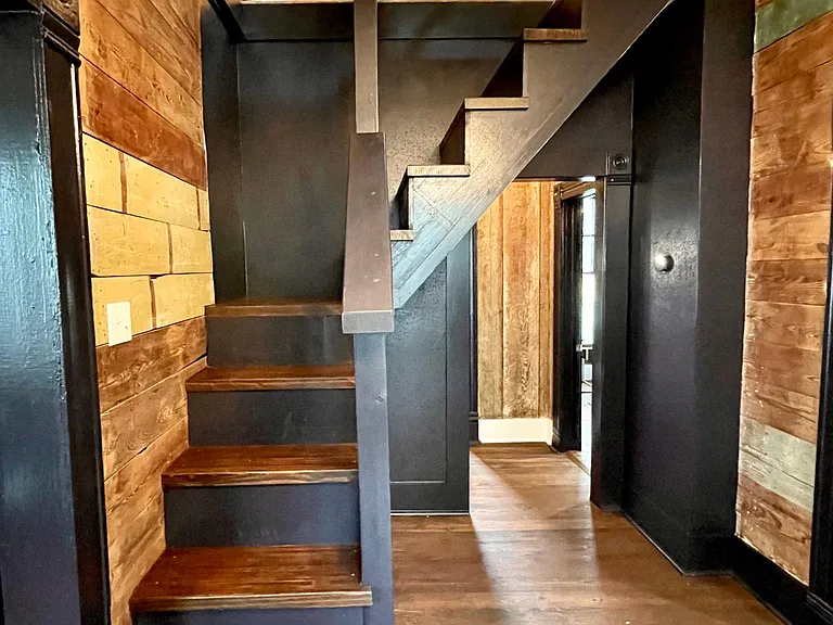 113 E Milton St — Photo 20