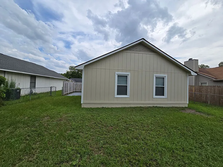 6850 Shawcross Ln — Photo 9
